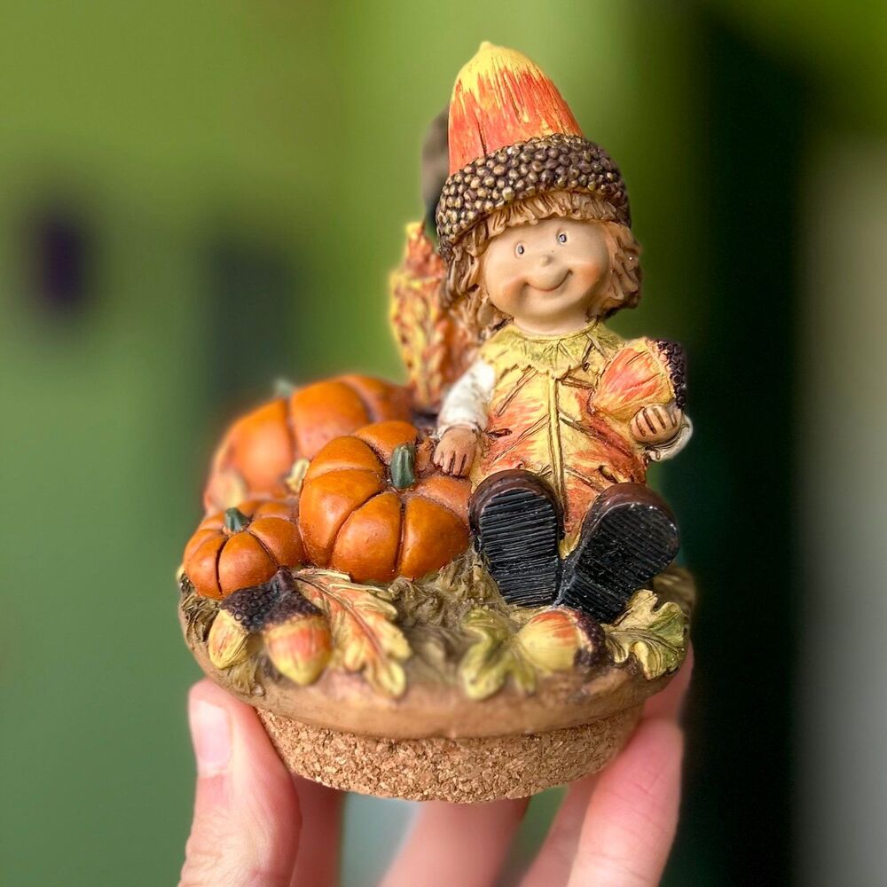 VTG Textured Adorable Fall Harvest Decorative Figurine Accent